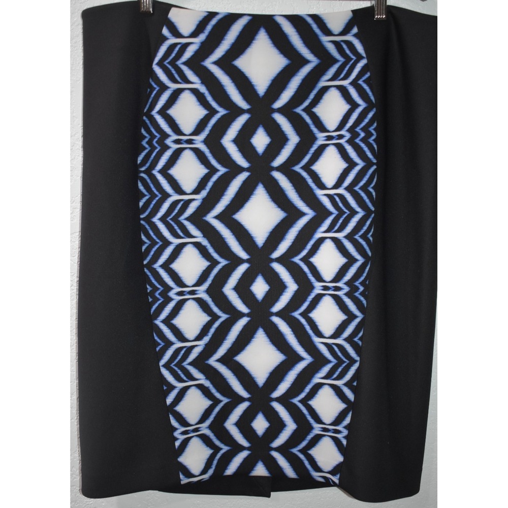 Lane Bryant Slimming Stretch Skirt Simply Chic size 20 Modern Office Event Aztec